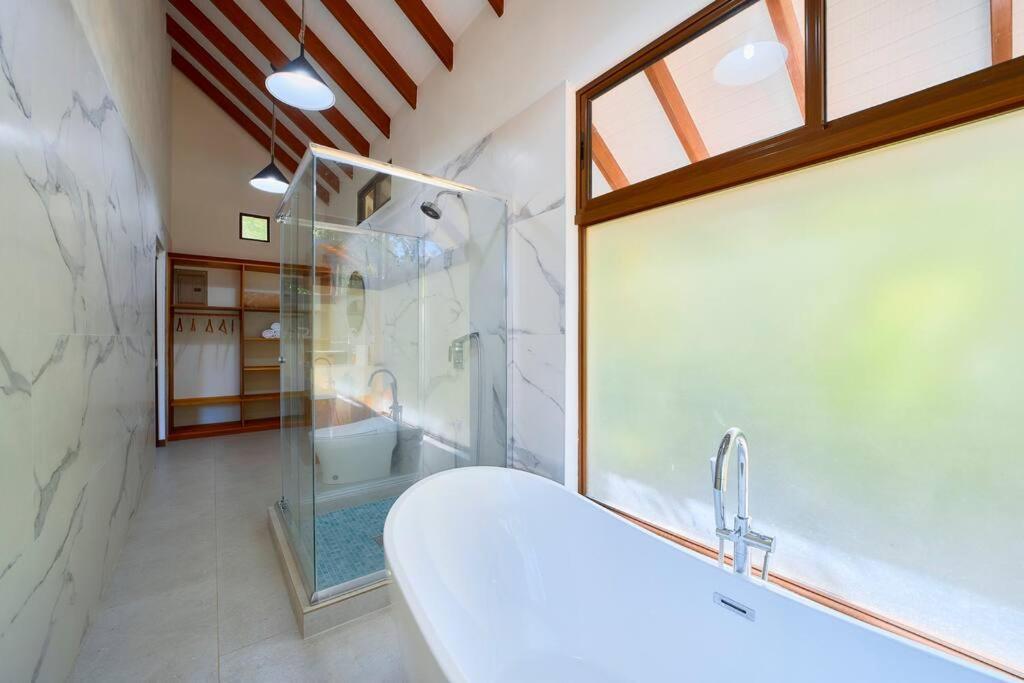 Casa Kristel - Exquisite Villa Getaway Puerto Viejo de Talamanca 외부 사진