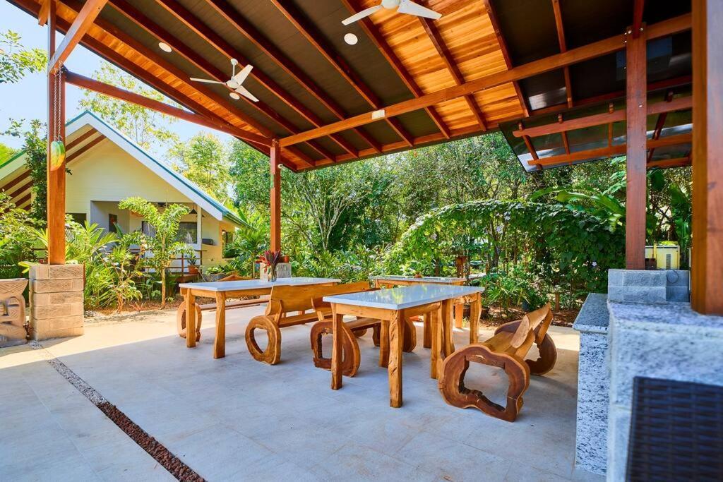Casa Kristel - Exquisite Villa Getaway Puerto Viejo de Talamanca 외부 사진