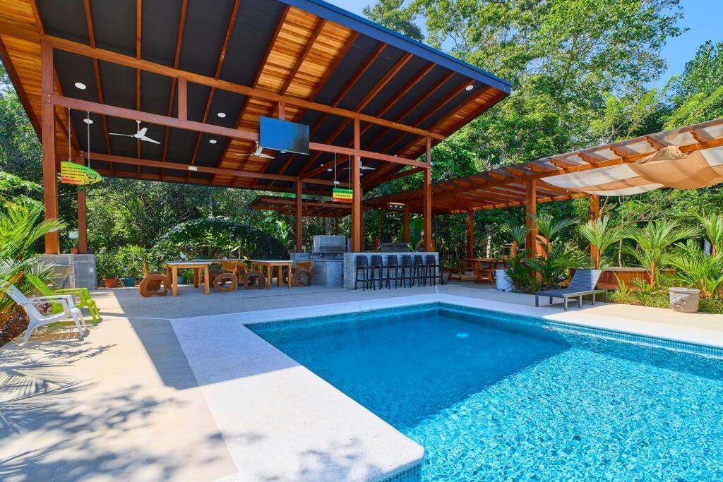 Casa Kristel - Exquisite Villa Getaway Puerto Viejo de Talamanca 외부 사진
