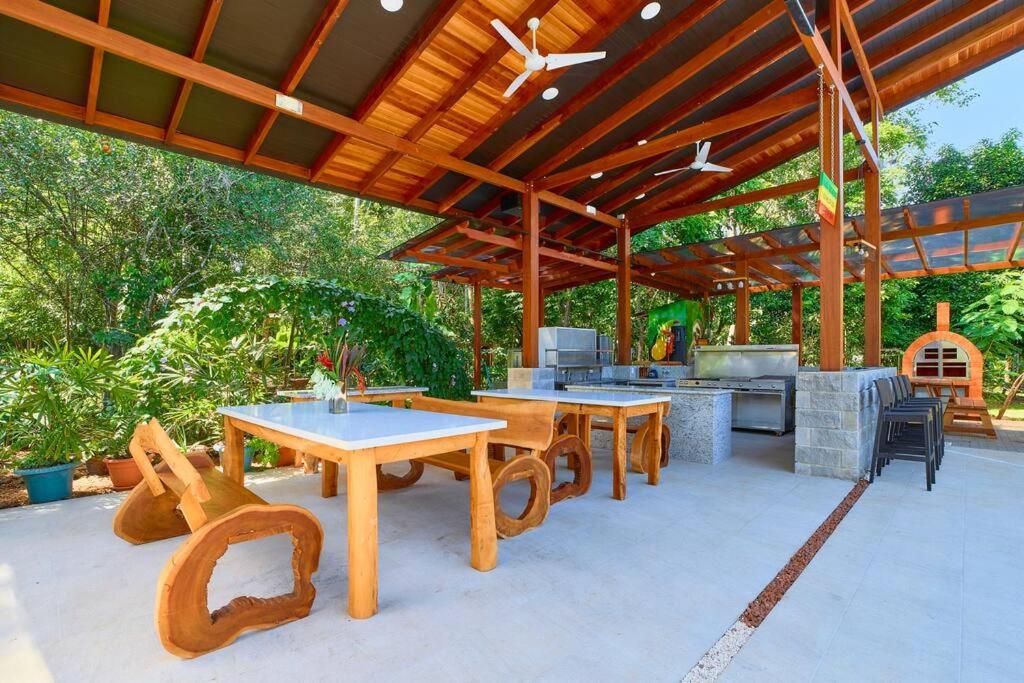 Casa Kristel - Exquisite Villa Getaway Puerto Viejo de Talamanca 외부 사진